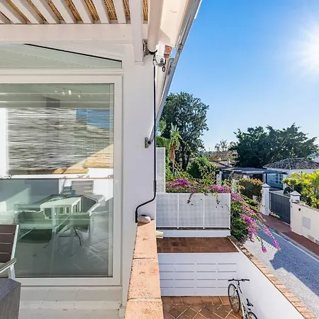 Dom wakacyjny Spacious House With 3 Bedrooms And Private Pool Marbella