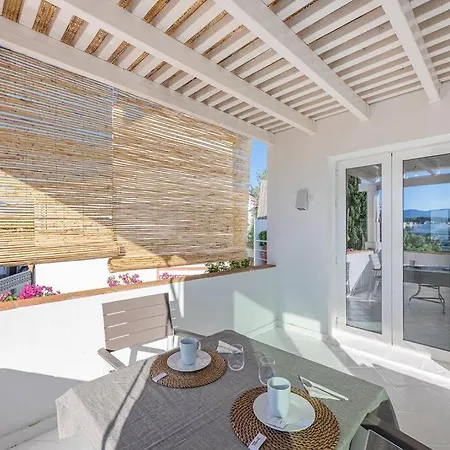 Dom wakacyjny Spacious House With 3 Bedrooms And Private Pool Marbella