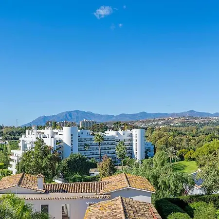 Spacious House With 3 Bedrooms And Private Pool Holiday home *