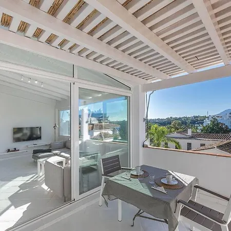 Spacious House With 3 Bedrooms And Private Pool Holiday home Marbella