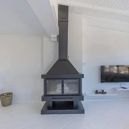 Spacious House With 3 Bedrooms And Private Pool Marbella
