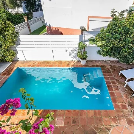 Spacious House With 3 Bedrooms And Private Pool *